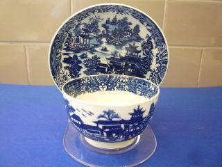 English Porcelain Worcester Chinoiserie Tea Bowl And Saucer C1780