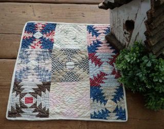 Incredible Small Scale Antique C1880s Log Cabin Table Or Doll Quilt 13x13