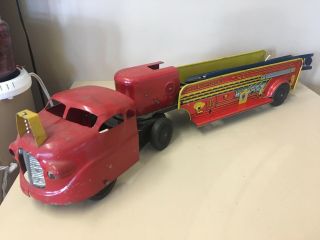 Vintage Tin Wyandotte Toys Hook & Ladder 10 Fire Truck - Awesome