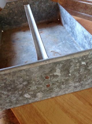 Vtg Galvanized Tray Rustic Farmhouse Caddy Tote Primitive Metal Toolbox Carrier 2