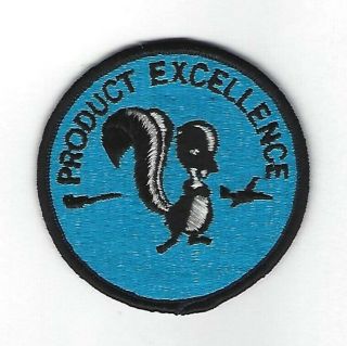 Old Lockheed Skunk Product Excellence Aircraft Insignia Patch (ref.  668c)