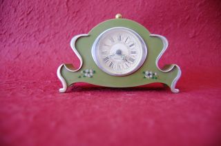 Vtg Westclox Mini Table Alarm Clock Mantle 1970’s Green Hand Painted Wind Up