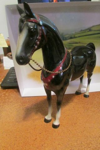 Hartland Glossy Black Champ Horse w Red Bridle Chain Reins & Breastplate 801 5
