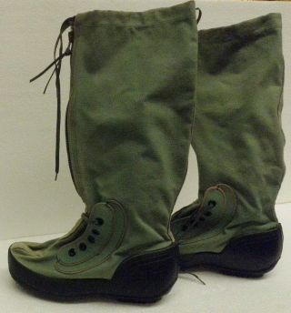 USGI Air Force Extreme Cold Weather ECW MUKLUK BOOTS N - 1B SMALL Size 6 - 8 2