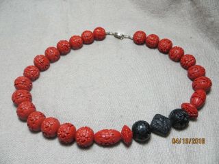 Vntg.  Chinese Real Natural Carved Cinnabar bead Red/Black necklace Sterling clasp 7