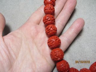 Vntg.  Chinese Real Natural Carved Cinnabar bead Red/Black necklace Sterling clasp 8