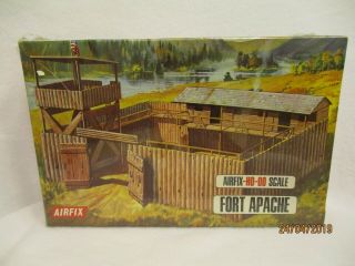 Airfix Fort Apache Complete Kit Ho/oo Scale 1704