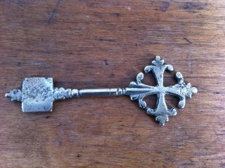 Lovely Unusual Large Decorative Antique Brass Key - 18th / 19th Century 5.  2 In
