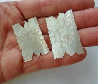 2 Antique Chinese Mother Of Pearl Mop Carved Game Gaming Counter Chip Birds