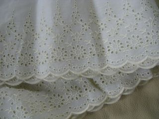 Antique Victorian Edwardian French Doll Bear Cotton Eyelet Trim 5.  8 Yards x 9 