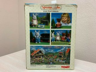 TOMY Sylvania Families Collectibles STAR PERFORMERS STORYTELLIN ' BEAR Complete 4