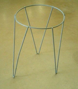 Vintage Mid Century Metal Hairpin Leg Wrought Iron Gray Plant Stand 18 " Tall