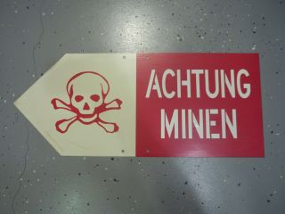 Vintage Type Ww2 Achtung Minen Directional Sign Metal Pointing Left