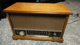 Vintage Mid Century Modern Danish Style 1952 Zenith Radio K731 Great