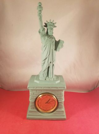 Vtg.  Statue Of Liberty W/ Vintage Quartz Clock.  Maker: Sarsaprilla