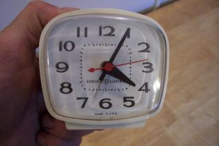 Vintage General Electric Ge Alarm Clock Model 7290 Made In Usa