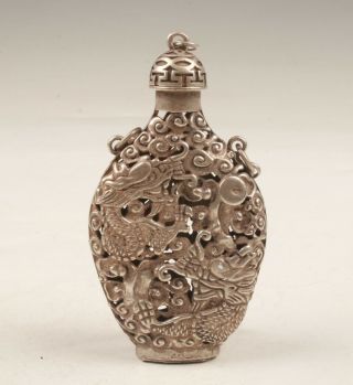 China Tibetan Silver Hand Carving Dragon Snuff Bottle Pendant Gift Collec
