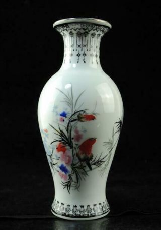 Chinese Old Porcelain Famille Rose Bird And Flower Vase /qianlong Mark 04 C01