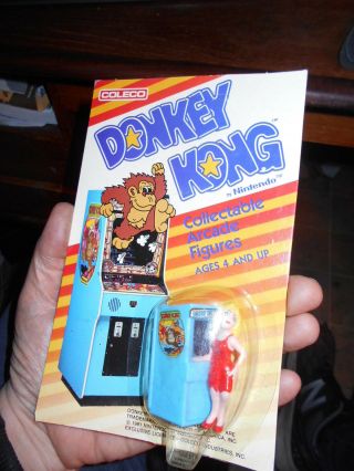 Donkey Kong 1981 Pauline Nintendo Coleco Toy Collectable Arcade Figures Nip