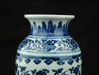 Exquisite China Hand Painted flower Blue and White Porcelain vase b02 2