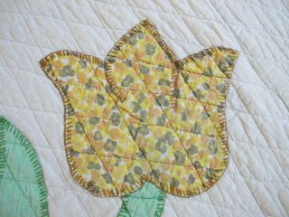 NEEDS LAUNDERING: Vintage All Cotton TULIPS Applique Quilt; 77 