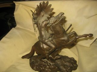 Early 20th Century Bronzed Metal INDIAN Shooting Bow on Wounded Horse Figurine 8