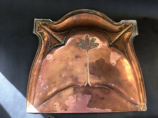 ANTIQUE COPPER ARTS AND CRAFTS,  ART NOUVEAU CRUMB TRAY or DUSTPAN AND BRUSH 4