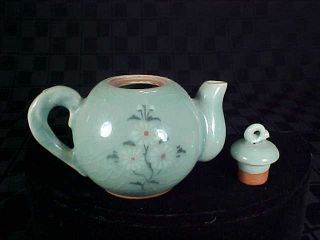 Vintage Chinese Celadon Green Crackle Style TEAPOT - Small w/ Floral Design 6