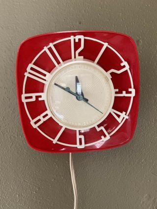Vtg 1954 General Electric Topper Red White Kitchen Clock 2h44 Telechron