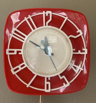 Vtg 1954 General Electric Topper Red White Kitchen Clock 2H44 Telechron 2