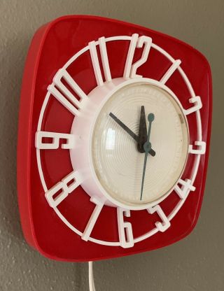 Vtg 1954 General Electric Topper Red White Kitchen Clock 2H44 Telechron 3