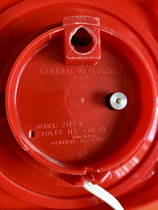 Vtg 1954 General Electric Topper Red White Kitchen Clock 2H44 Telechron 8