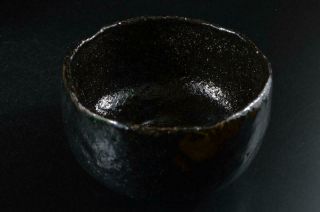 G9742:Japanese Raku - ware Black glaze TEA BOWL Green tea tool,  auto w/signed box 4