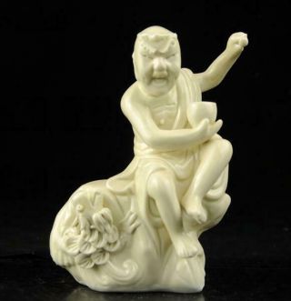 Chinese Old Dehua White Porcelain Hand - Carved Xianglong Arhat Buddha Statue B02