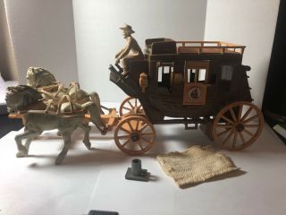 Vintage Ideal Roy Rogers Outstanding Stage Coach With Gun Horses