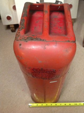 Vintage USMC Dot - 5L - 20 - 5 - 83 U.  S.  Military Jerry Can / Gas Tank,  Red 8