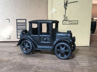 Vintage Cast Iron Ford Model T Coupe Car JM 131 Iron Art 5 1/4 