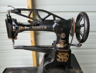 Vintage SINGER 29 - 4 Cobbler Leather Treadle Sewing Machine Converted to Electric 3