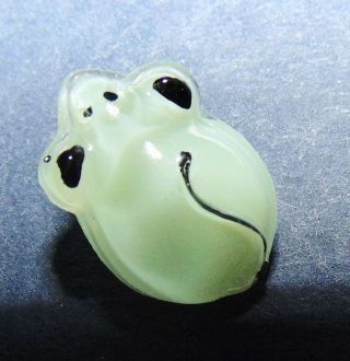 Sm Vintage Realistic Mouse Green Moonglow Glass Button 2203a