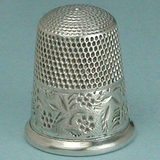 Antique Blackberry Band Sterling Silver Thimble English Circa 1900s