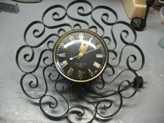 General Electric Vint.  Telechron 2h 60 Wall Clock Black & Gold