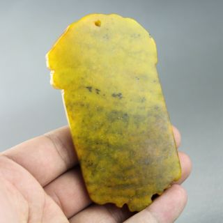 3.  9  China old green jade Chinese carved running horse jade token pendant 2101 3