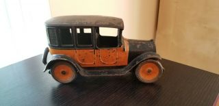 Antique Cast Iron AN ARCADE TOY No 3 Yellow Cab Co Toy Car 3