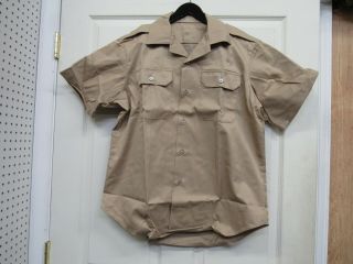Post Vietnam US Army Tan 445 Uniform Shirt Short Sleeve 1976 Date Large NOS 8