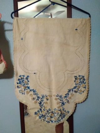 Vintage Table Runner White W Blue Flower Embroidered End Shaping 46 " X 16 " 86