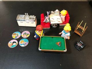 Dixies Diner 1988 Tyco Playsets Mitch Pooltable Kitchnette Booth And 4 Dolls