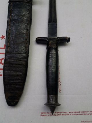 CASE V - 42 Fighting Military Knife WWII with Sheath Devils Brigade 3