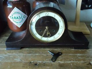 Vintage Heco Tambour Camel Back Shelf Mantle Chime 8 Day Clock With Key