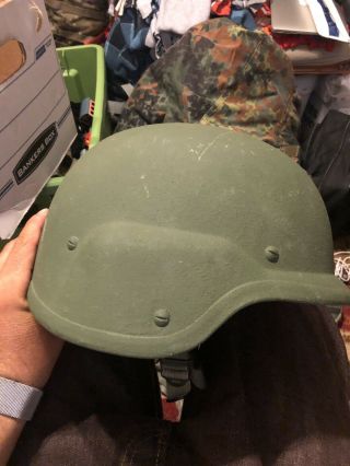 U.  S.  Military Helmet,  Devil Lake Medium Pasgt,  Vintage,  Army