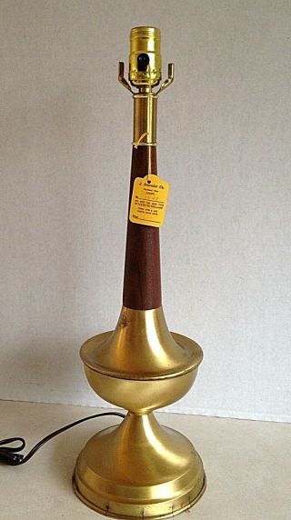 Vintage Mid Century modern Schrader table lamp brass and walnut 20 